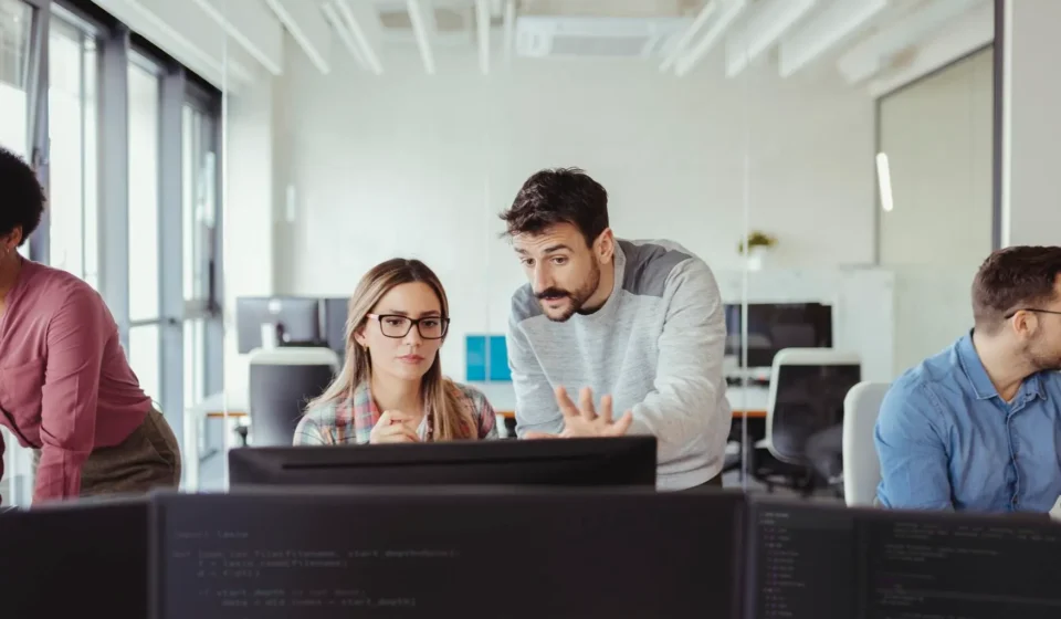 Infographic illustrating the hidden cost of a bad software engineering hire, including financial losses, team morale impact, project delays, and recruitment reinvestment.